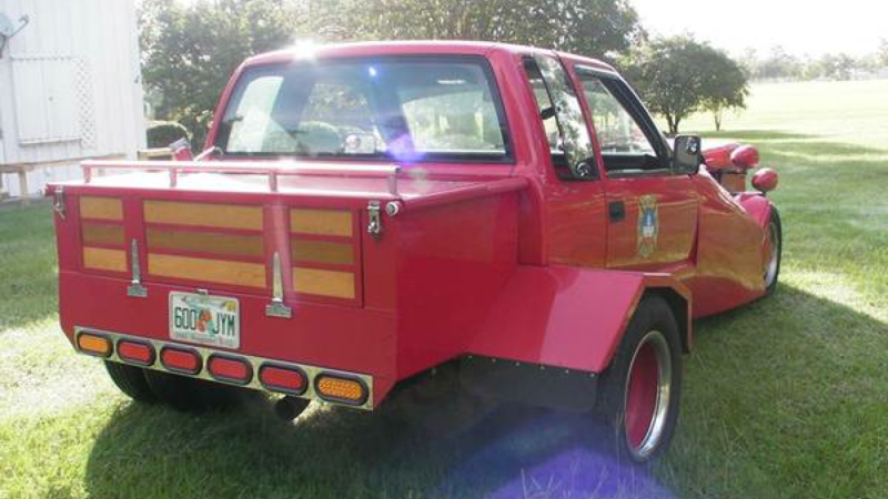 Illustration for article titled This Insane Perversion Of A Chevy S-10 Has A Fire Truck V12